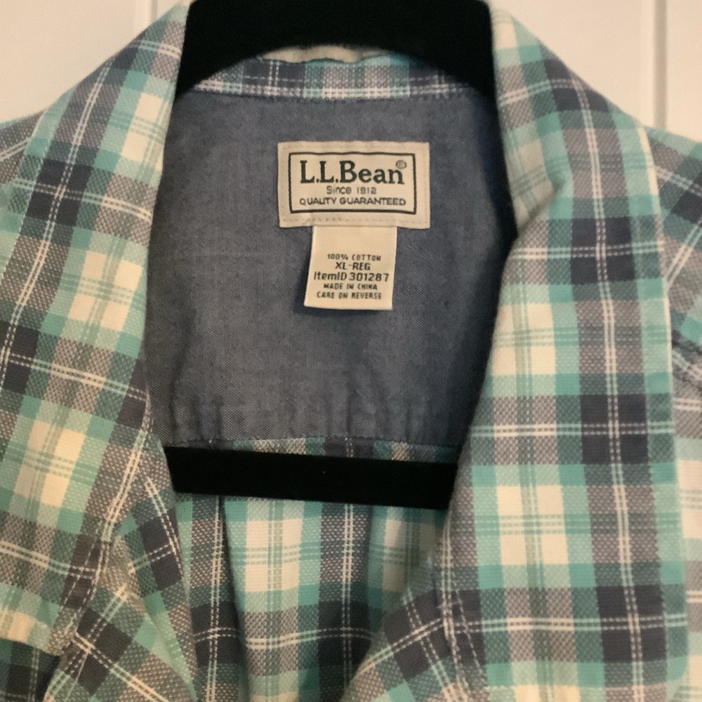L.L. Bean Men's Blue and White Plaid Shirt - Picture 2 of 4